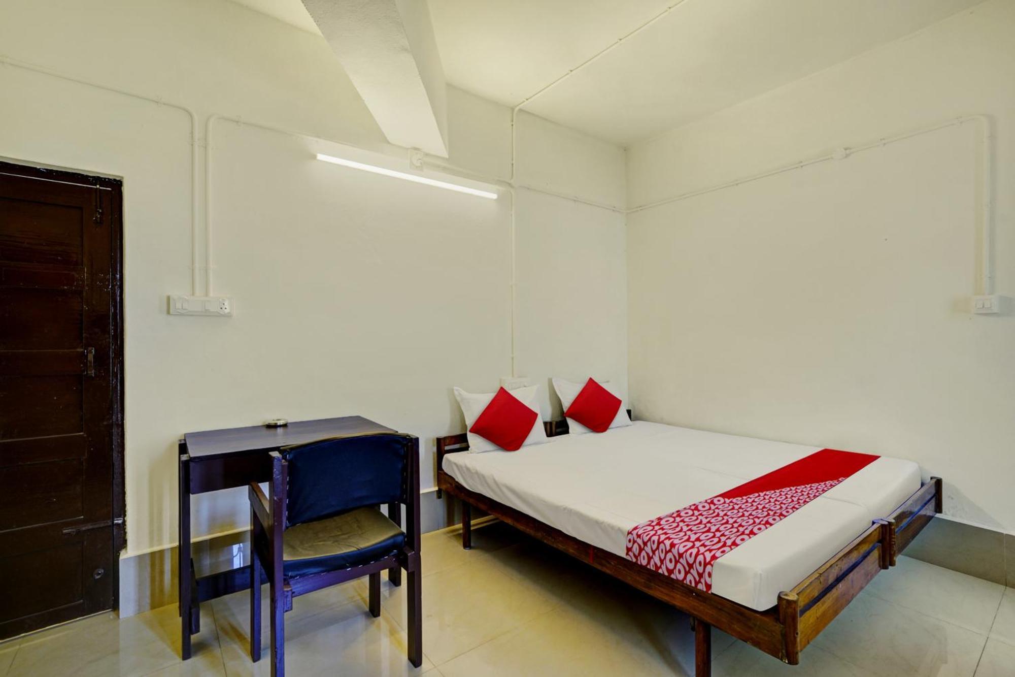 Super Hotel O Ceasar Palace Annex Thodupuzha Bagian luar foto