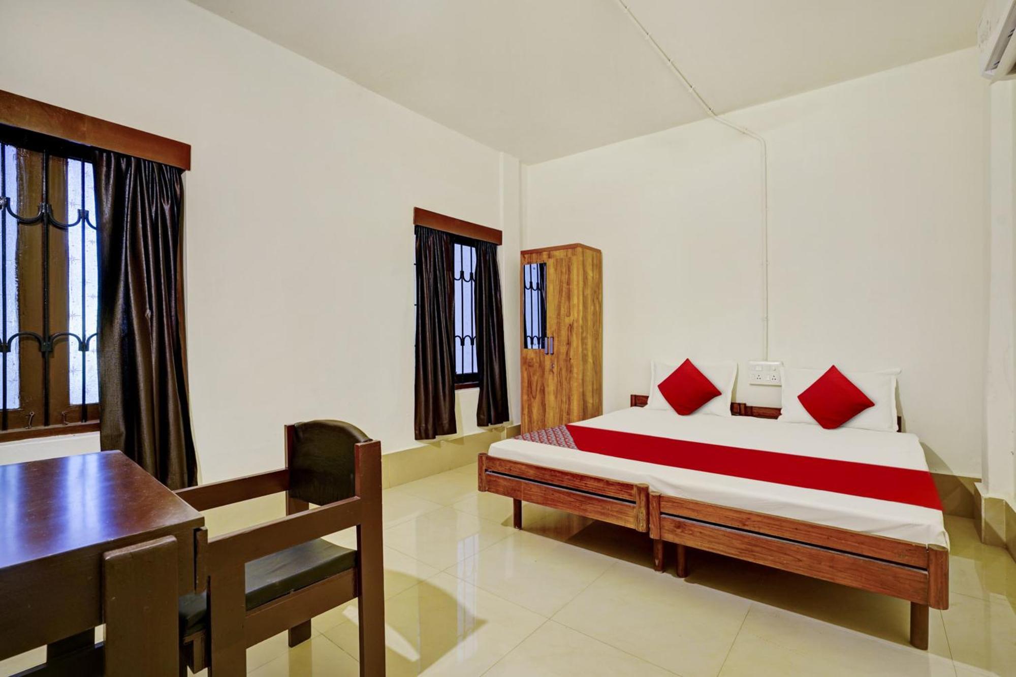 Super Hotel O Ceasar Palace Annex Thodupuzha Bagian luar foto