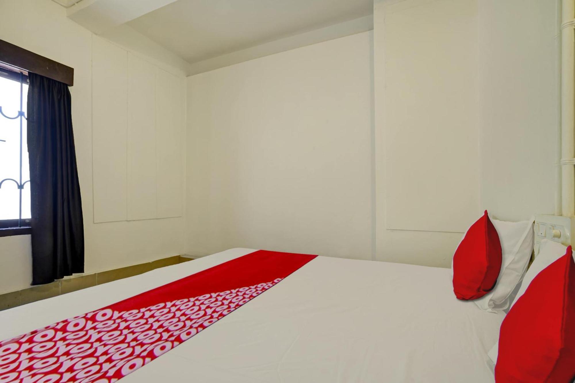 Super Hotel O Ceasar Palace Annex Thodupuzha Bagian luar foto